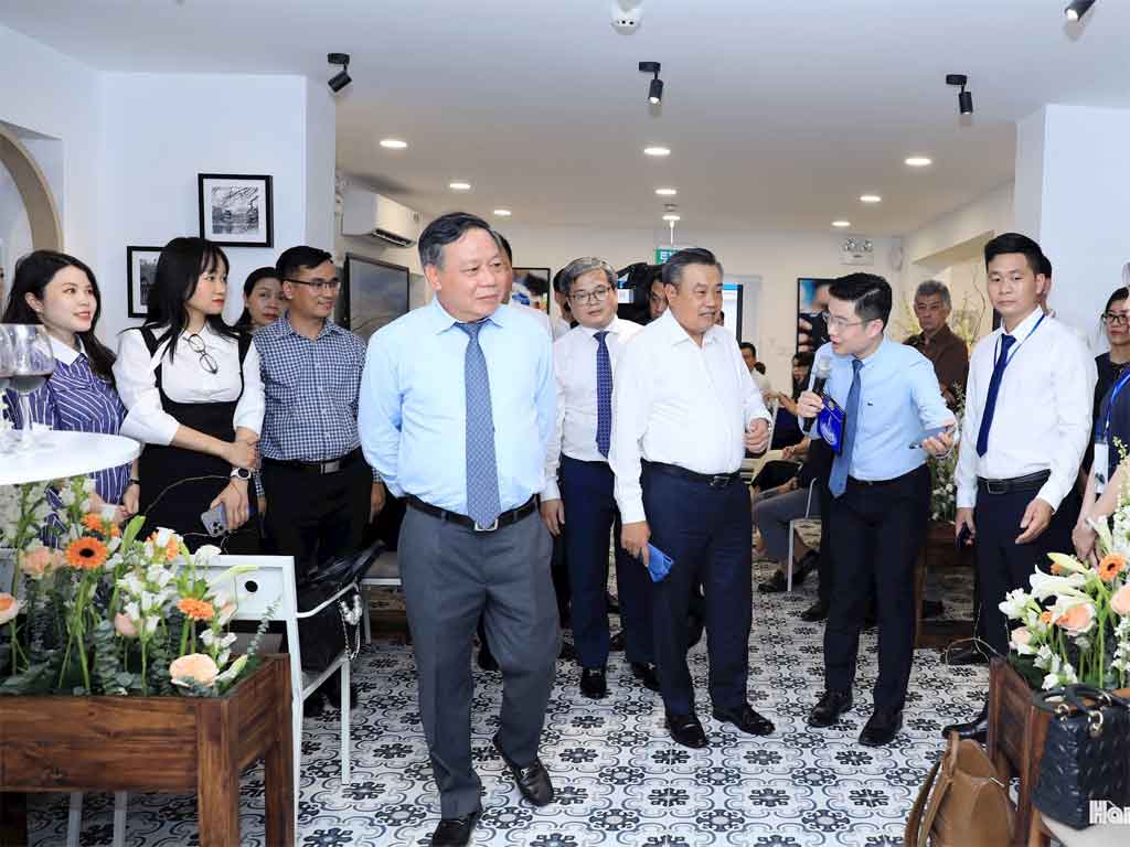 hanoi-estrena-moderno-y-multifuncional-centro-de-prensa