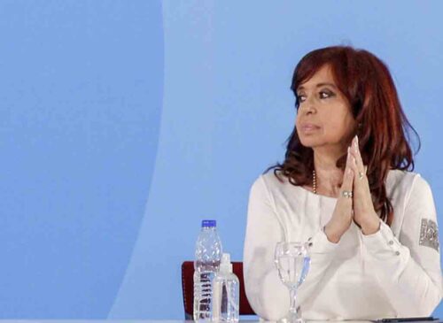 cristina-fernandez-se-defiende-en-el-tribunal-supremo-de-argentina