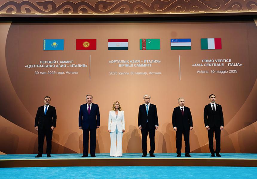 meloni-afianzo-en-cumbre-italia-asia-central-vinculos-con-esa-region