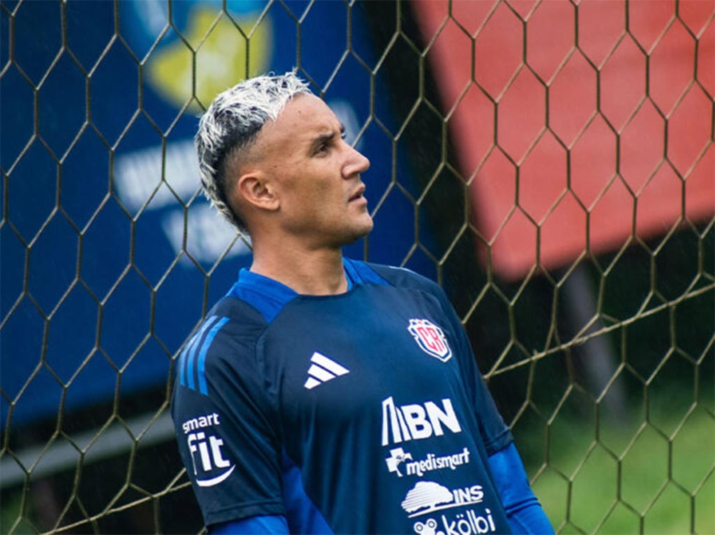 portero-mundialista-del-futbol-tico-anima-a-equipo-contra-cataluna