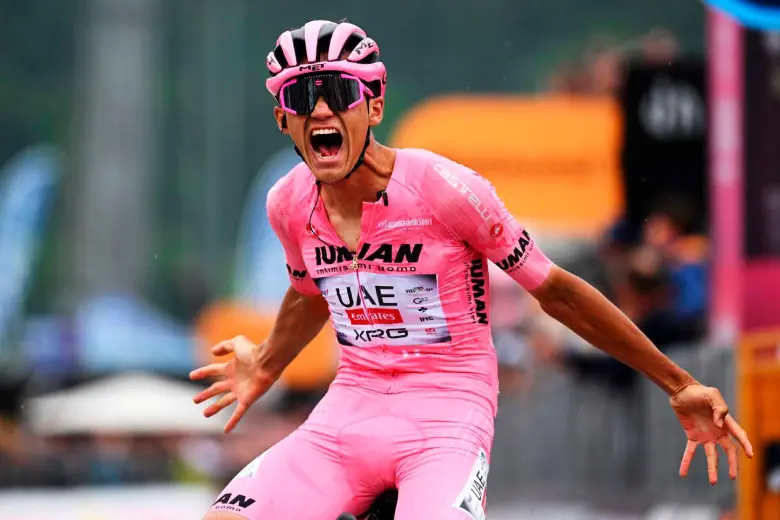 giro-de-italia-mexicano-del-toro-sigue-de-rosa