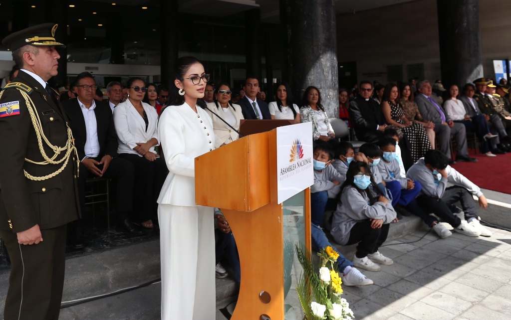 titular-del-legislativo-de-ecuador-cuestiona-vetos-del-gobierno
