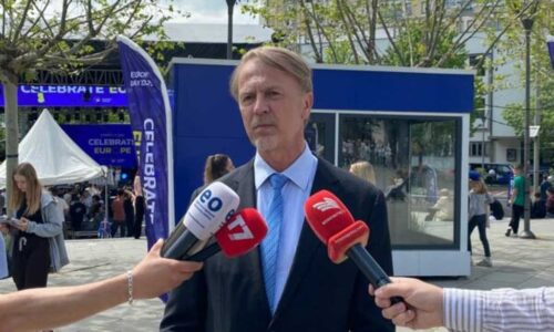 ue-urge-a-formar-gobierno-en-autoproclamada-kosovo