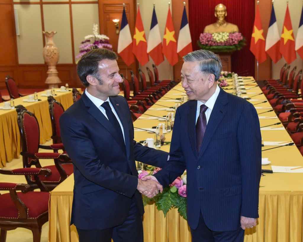 vietnam-y-francia-suscriben-cinco-acuerdos-de-cooperacion