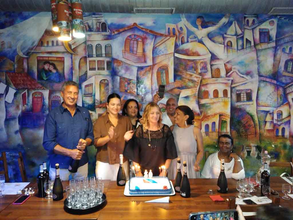 cubana-de-aviacion-celebra-el-aniversario-30-de-su-oficina-en-roma