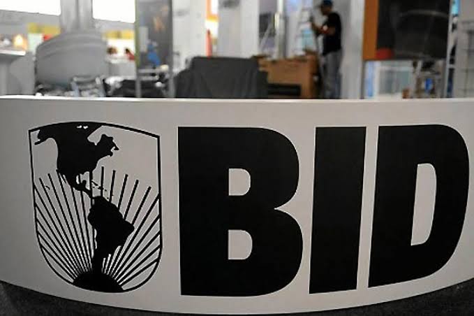 honduras-recibe-prestamo-del-bid-para-mejorar-acceso-a-educacion