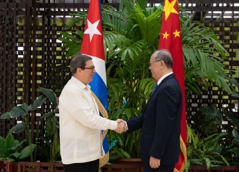 canciller-cubano-recibio-a-representante-de-china-para-america-latina