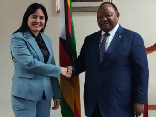 zimbabwe-y-cuba-favorecen-nexos-en-educacion-ciencia-e-innovacion