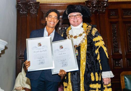 carlos-acosta-recibe-premio-lord-mayor-de-birmingham
