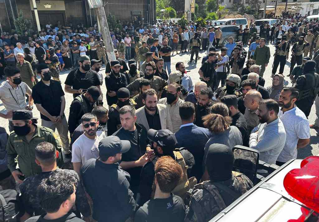 gobierno-sirio-y-fuerzas-kurdas-intercambiaron-prisioneros