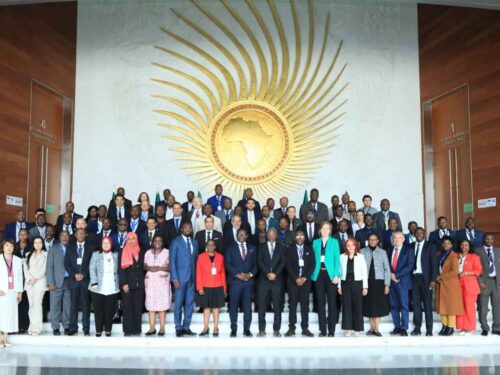 concluye-reunion-de-alto-nivel-sobre-mercado-africano-de-electricidad