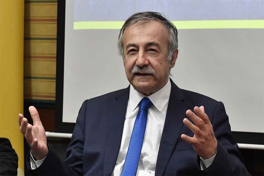 ex-primer-ministro-checo-babis-acuerda-gobierno-de-coalicion