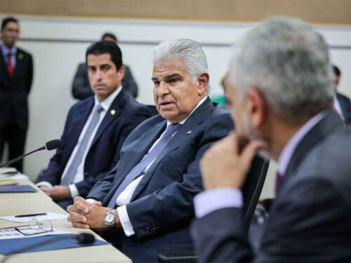 evaluan-potencialidades-del-canal-de-panama