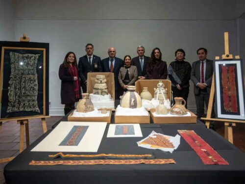 chile-devuelve-a-peru-piezas-arqueologicas-robadas