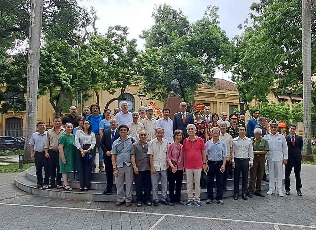 vietnam-en-primera-linea-de-solidaridad-y-apoyo-a-cuba-vicecanciller-2