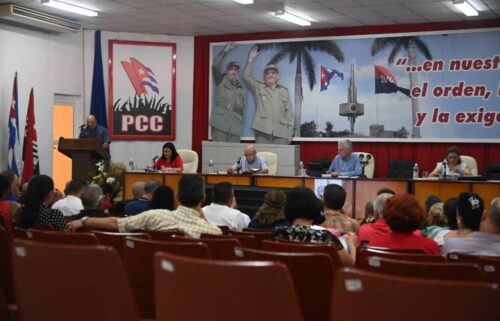diaz-canel-insta-a-provincia-de-cuba-a-innovar-con-su-saber-acumulado