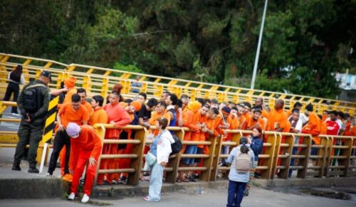 ecuador-deporta-presos-colombianos-en-medio-de-reclamos-de-bogota