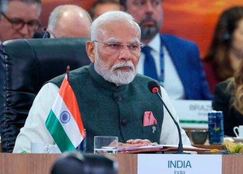 en-noticias-de-india-gira-de-modi-parlamento-y-renuncia-clave