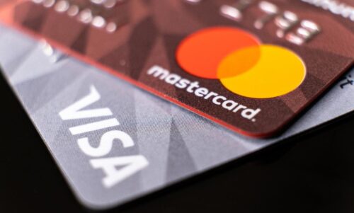 turkiye-abre-investigacion-contra-empresas-mastercard-y-visa