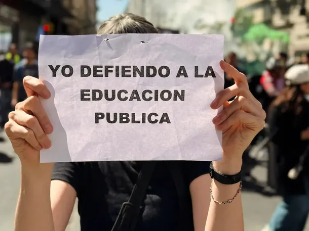 instan-a-milei-respetar-la-ley-de-financiamiento-universitario