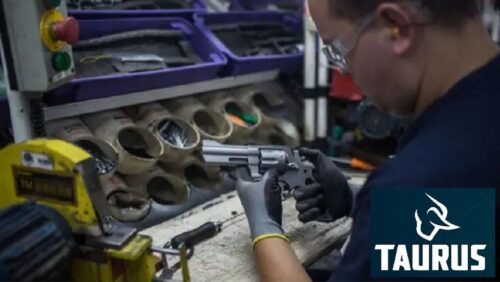 fabrica-brasilena-de-armas-reorganiza-produccion-por-arancel-de-eeuu