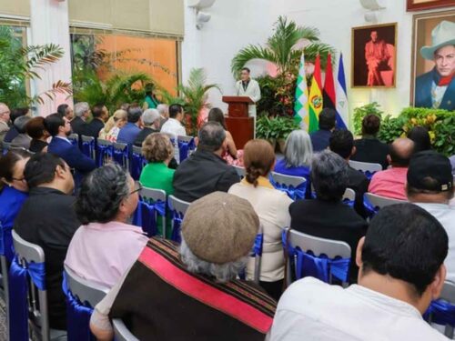conmemoran-en-nicaragua-bicentenario-de-independencia-boliviana