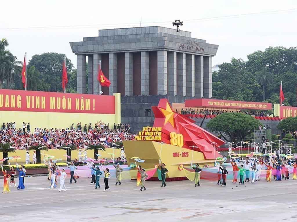 todo-listo-en-vietnam-para-gran-desfile-por-el-dia-nacional