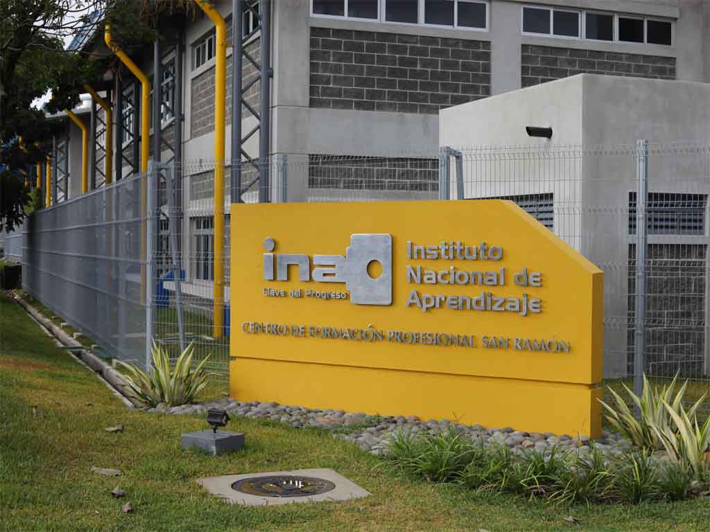 costa-rica-generara-20-mil-empleos-con-centro-de-formacion-tecnica