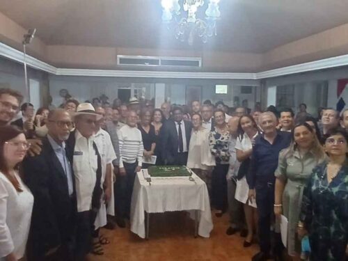 resaltan-en-panama-legado-de-fidel-castro-en-su-99-cumpleanos