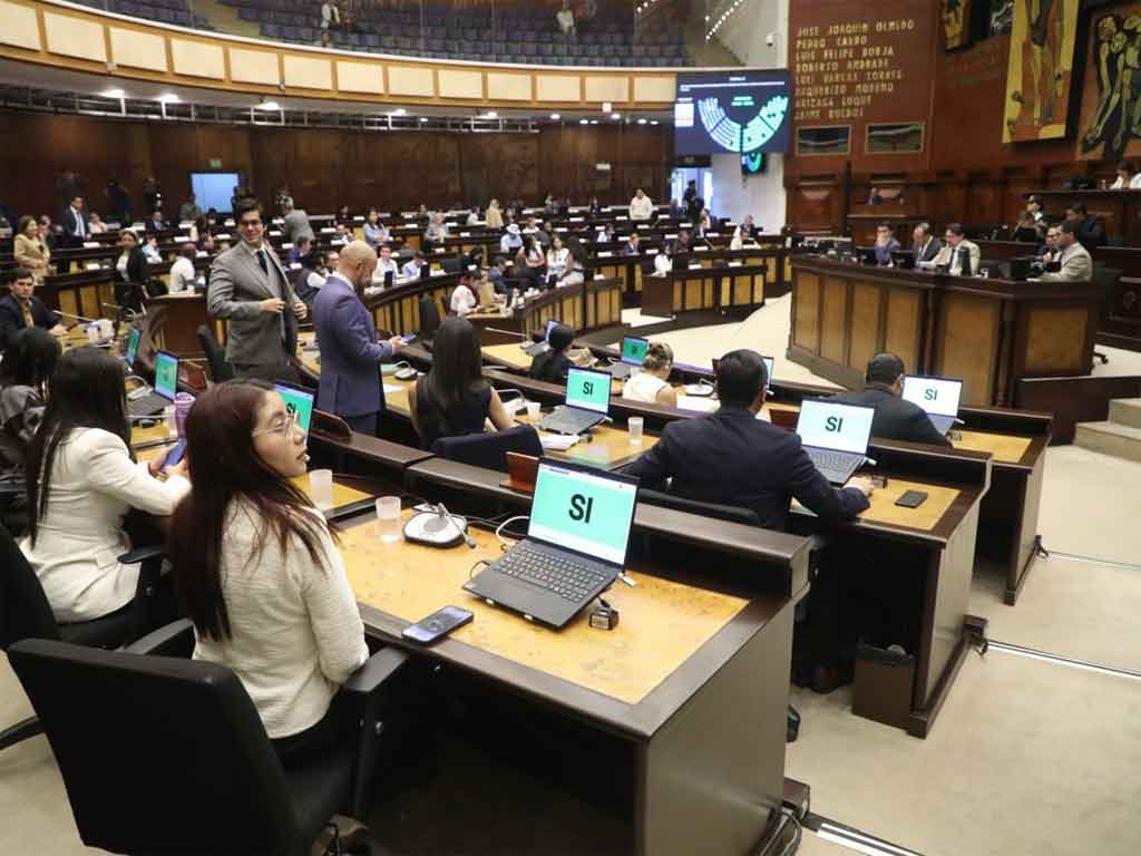 legislativo-de-ecuador-pone-fin-a-acuerdo-migratorio-con-venezuela