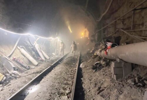 cien-brigadistas-participan-en-rescate-de-mineros-en-chile