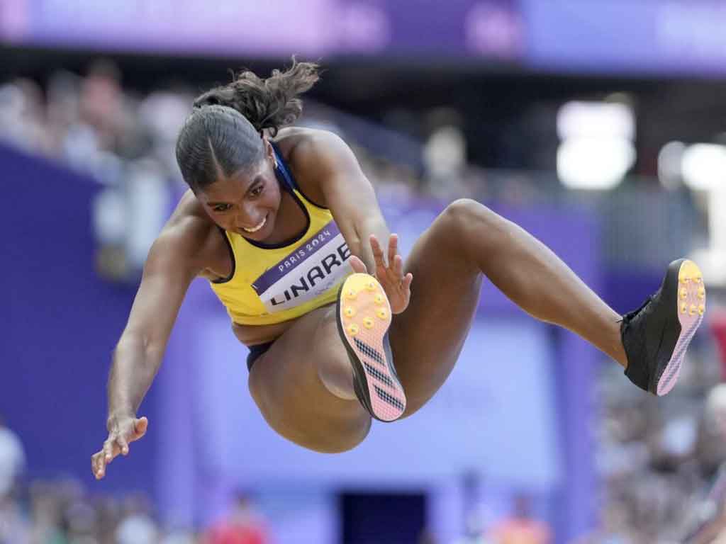 saltadora-colombiana-linares-con-marca-mundial-gana-en-asuncion-2025