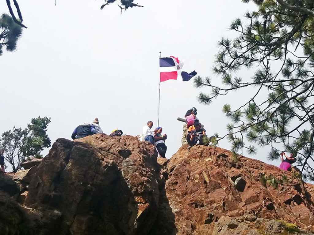 mas-proteccion-para-el-pico-duarte-techo-del-caribe-en-dominicana