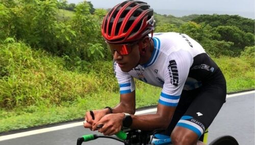 historico-debut-de-pedalista-de-guatemala-chumil-en-vuelta-a-espana