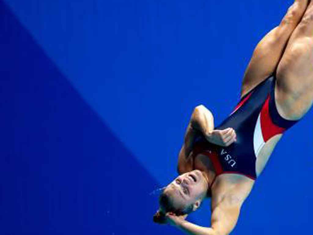 asuncion-2025-clavadista-estadounidense-verzyl-reina-en-el-trampolin