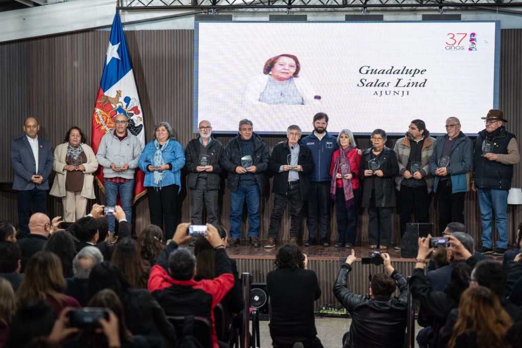 celebran-en-chile-aniversario-de-central-unitaria-de-trabajadores