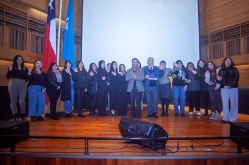 capacitan-a-futuros-docentes-de-chile-en-inteligencia-artificial