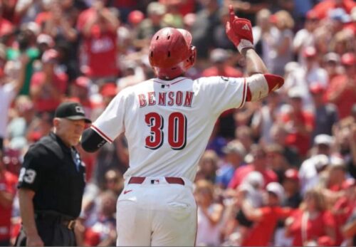 rojos-de-cincinnati-doblegan-a-bravos-de-atlanta-en-duelo-de-mlb