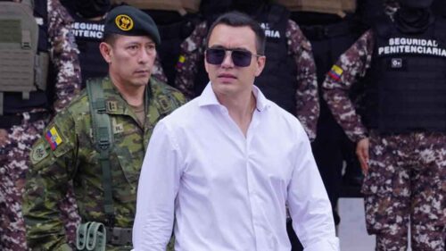 advierten-en-ecuador-que-proyecto-de-noboa-amenaza-seguridad-social