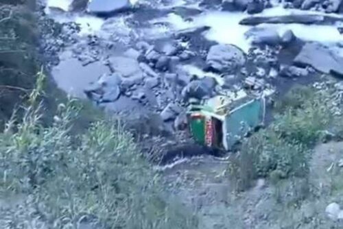 diez-muertos-por-caida-de-autobus-a-un-abismo-en-peru