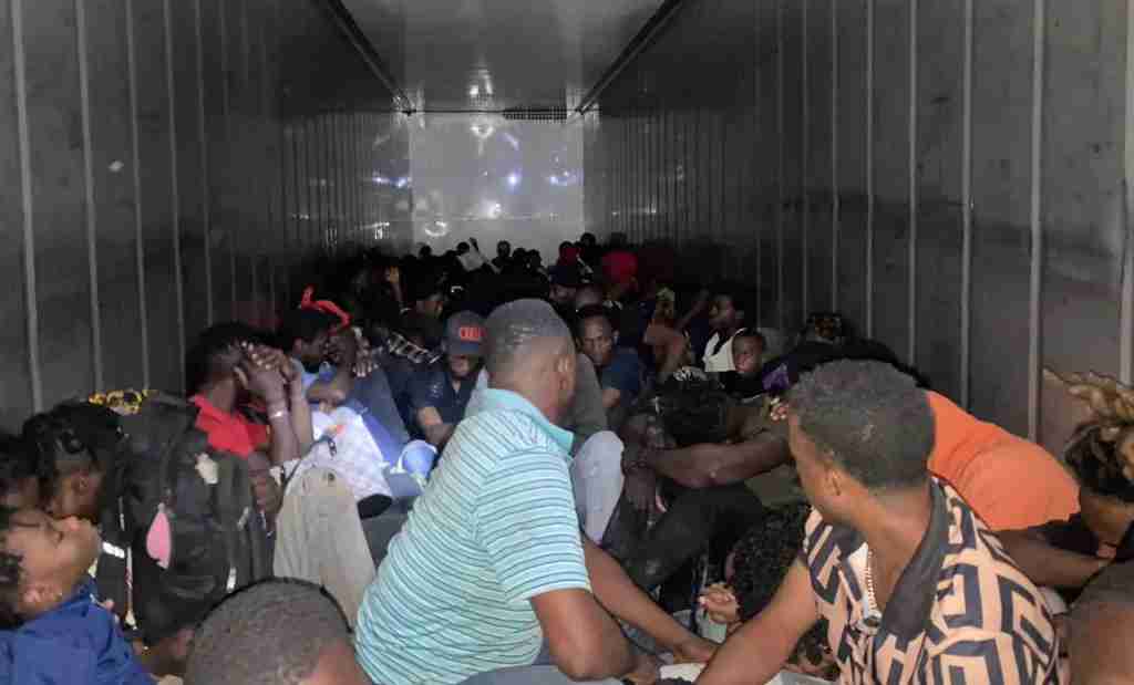 imponen-prision-preventiva-a-dominicano-por-trafico-de-haitianos