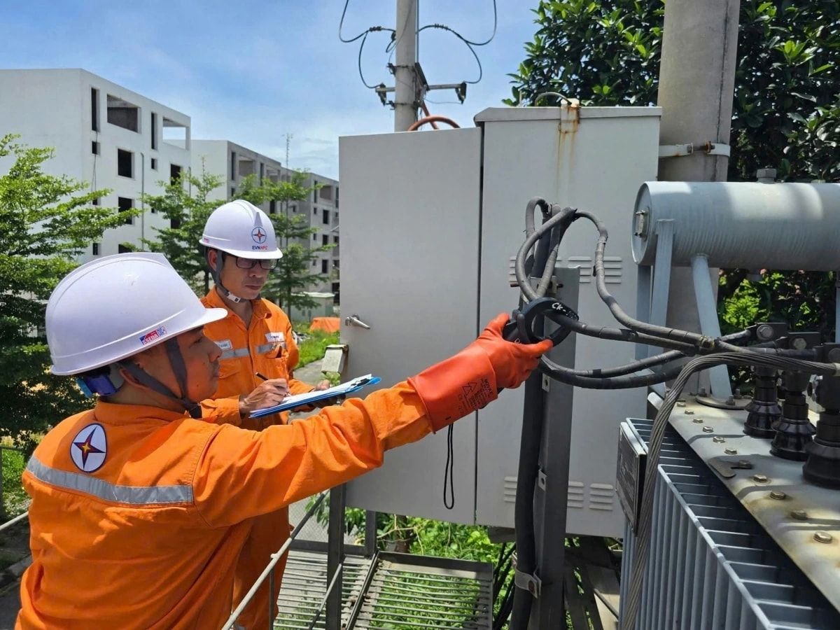 calor-sofocante-dispara-consumo-electrico-en-capital-de-vietnam