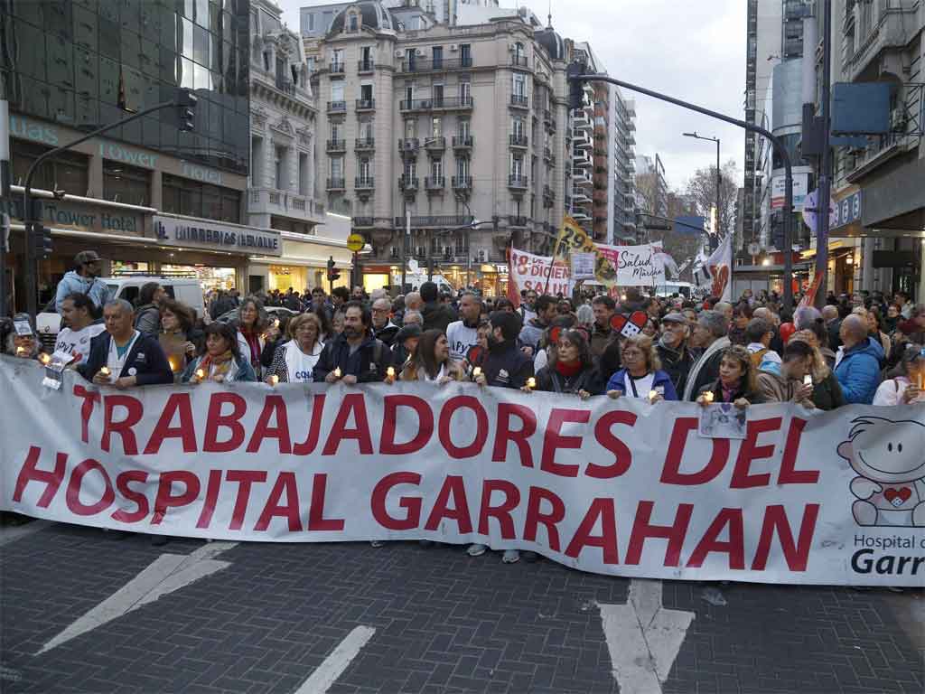ruidazo-en-argentina-contra-el-veto-de-milei-a-la-salud-pediatrica