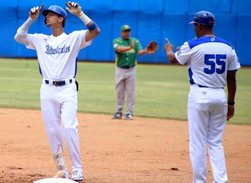 industriales-acorta-diferencia-en-la-serie-beisbolera-cubana