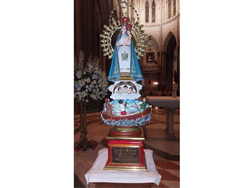 devotos-veneran-en-ecuador-a-la-caridad-del-cobre-patrona-de-cuba