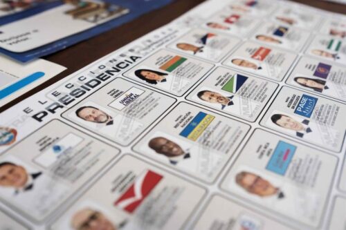 ticos-indecisos-sobre-favoritos-para-comicios-de-febrero-de-2026