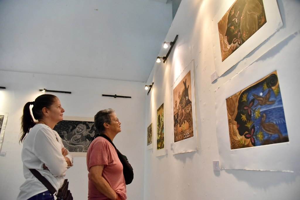 desde-mexico-muestra-mujeres-de-la-isla-y-un-reflejo-de-las-cubanas