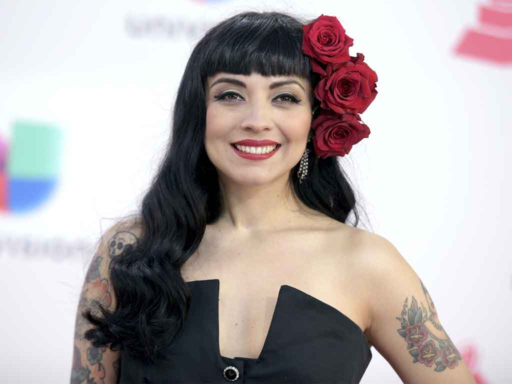 cantante-chileno-mexicana-mon-laferte-nominada-al-latin-grammy-2025