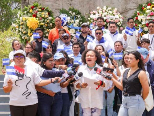 comunicadores-nicaraguenses-ratificaron-compromiso-con-la-verdad-2