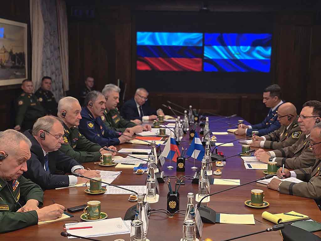 jefe-de-ejercito-de-nicaragua-se-reunio-con-ministro-ruso-de-defensa